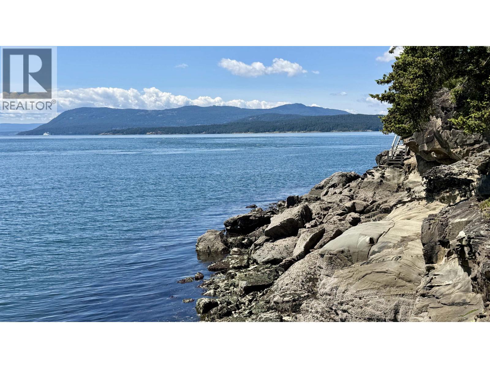 2659 Schooner Way, Pender Island, British Columbia  V0N 2M2 - Photo 34 - R3126788