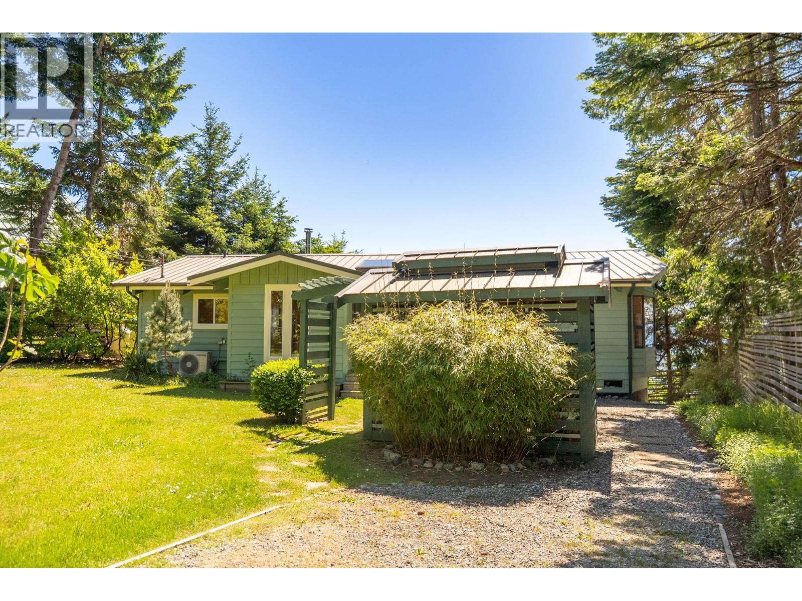 2659 Schooner Way, Pender Island, British Columbia  V0N 2M2 - Photo 6 - R3126788