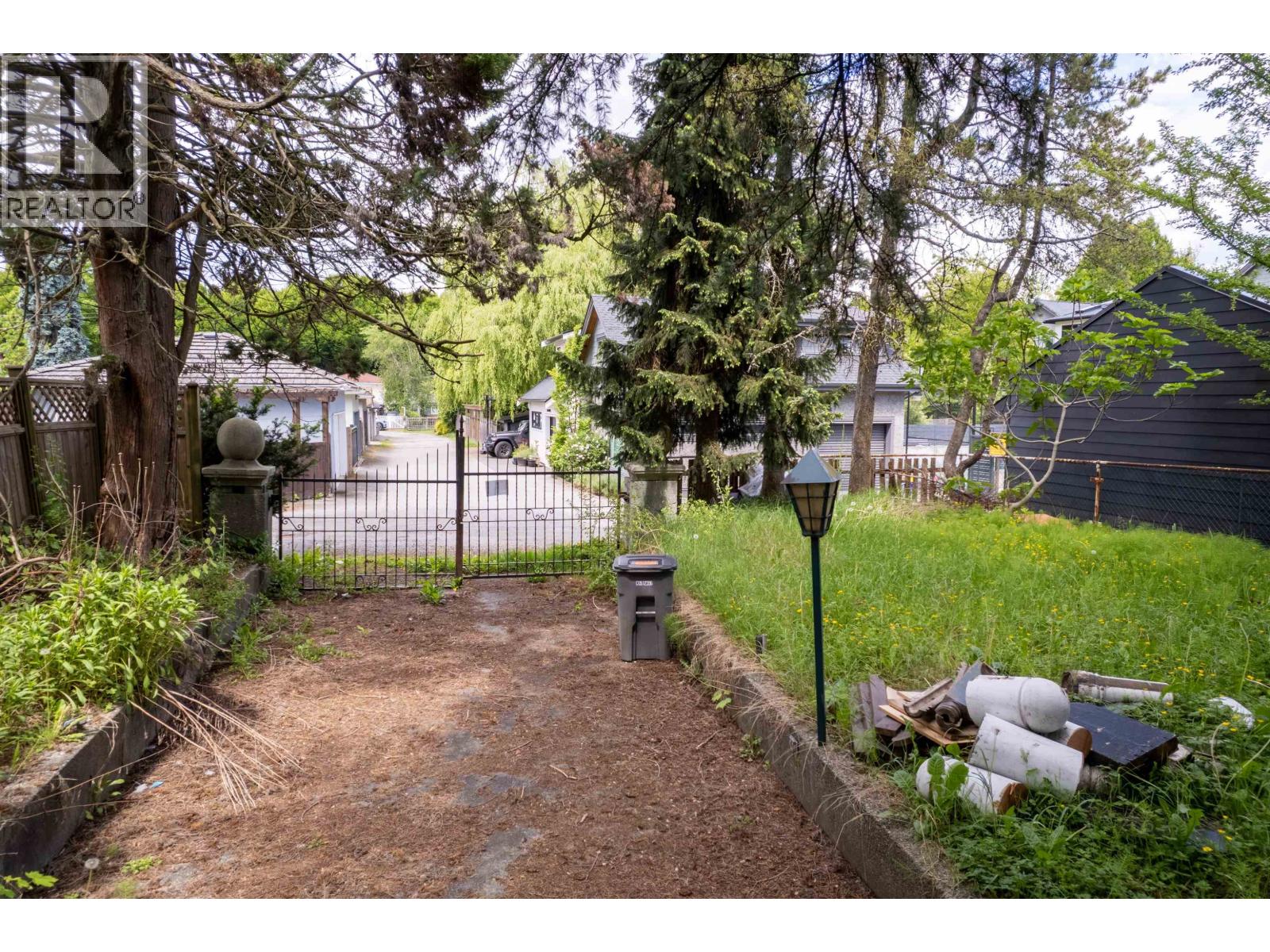 357 E 33rd Avenue, Vancouver, British Columbia  V5V 2Z8 - Photo 2 - R3126804
