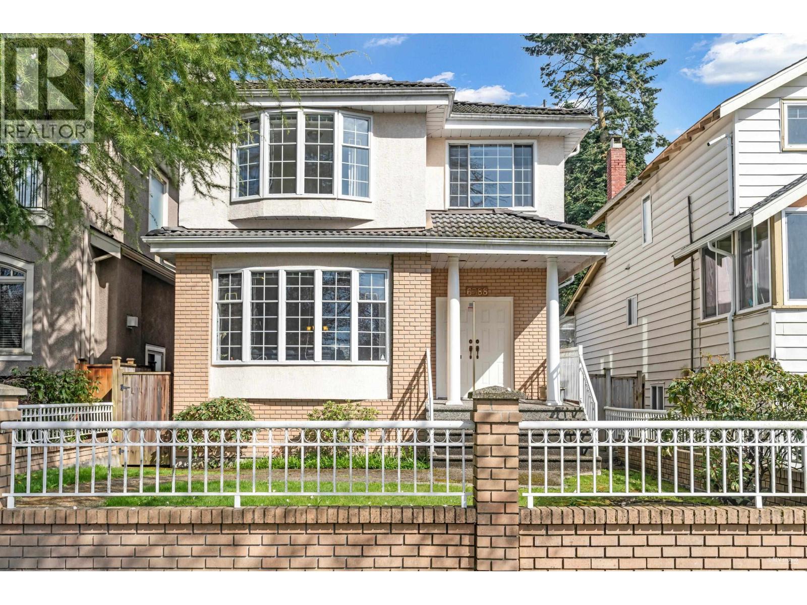 6388 Laburnum Street, Vancouver, British Columbia  V6M 3S9 - Photo 1 - R3126814