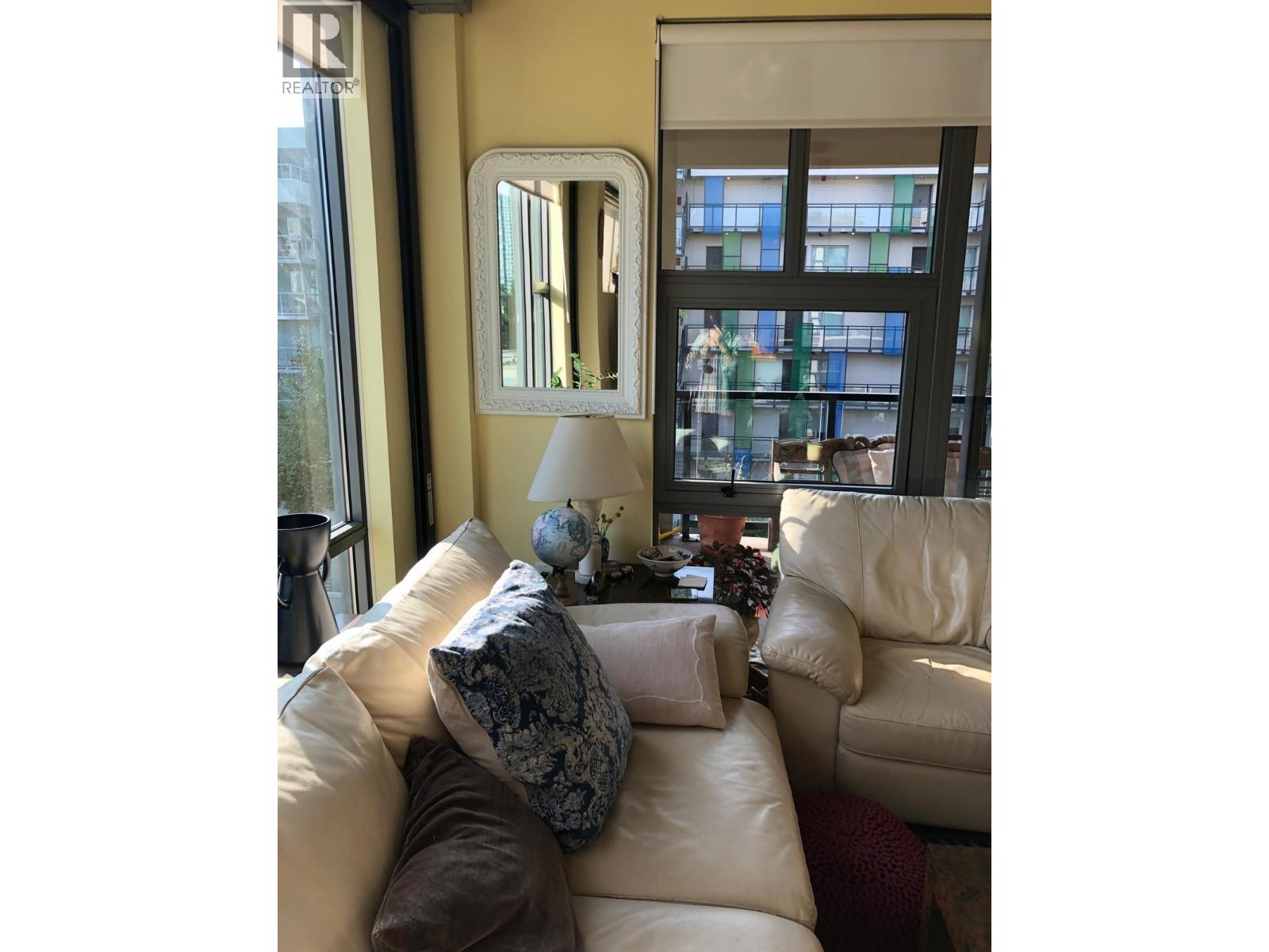405 388 1 Avenue, Vancouver, British Columbia  V5Y 3T7 - Photo 3 - R3126817