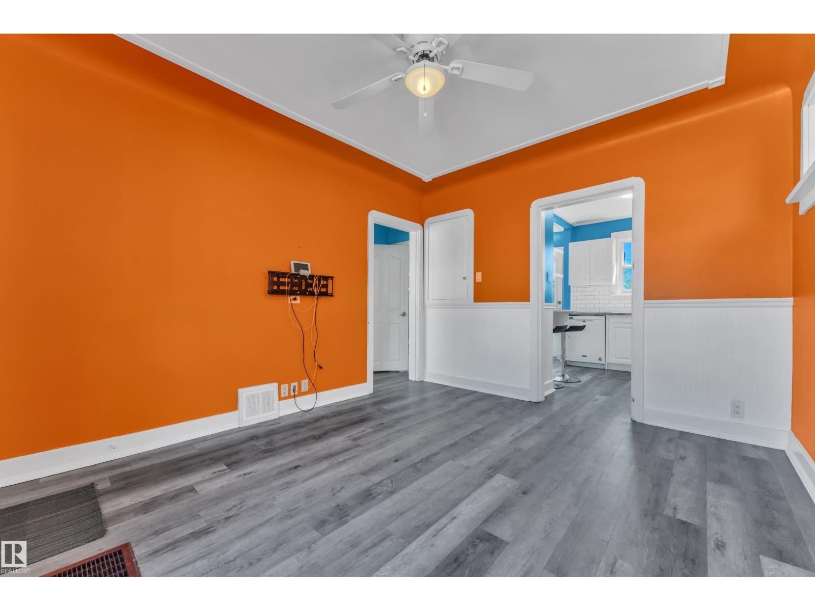 11721 81 St Nw, Edmonton, Alberta  T5B 2S3 - Photo 3 - E4489369