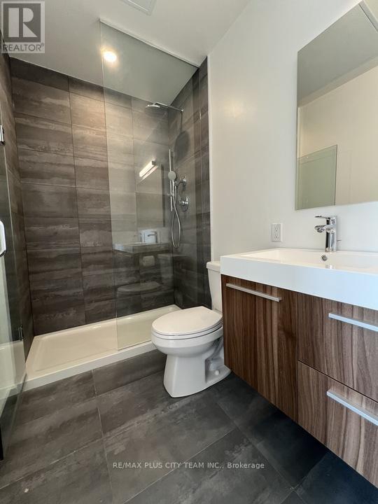 402 - 800 Broadview Avenue, Toronto, Ontario  M6A 0B1 - Photo 10 - E13162520