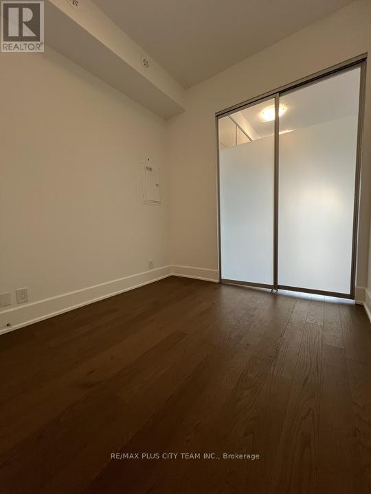 402 - 800 Broadview Avenue, Toronto, Ontario  M6A 0B1 - Photo 14 - E13162520