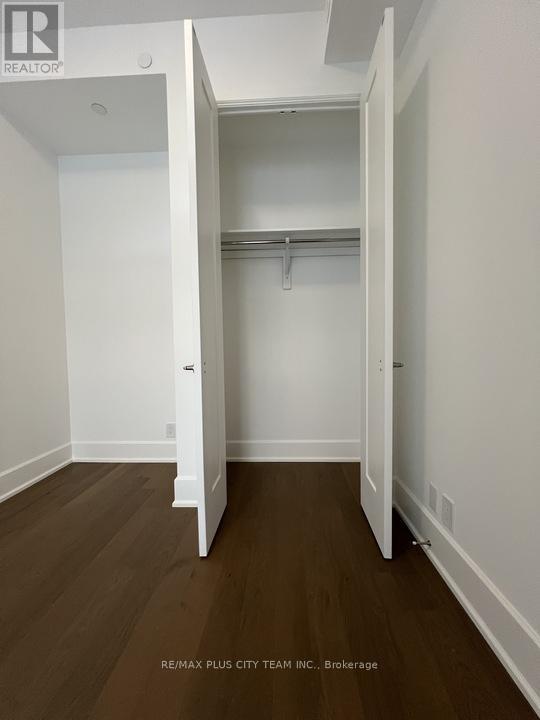 402 - 800 Broadview Avenue, Toronto, Ontario  M6A 0B1 - Photo 15 - E13162520
