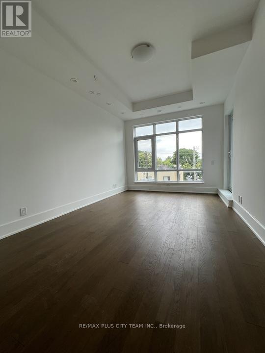 402 - 800 Broadview Avenue, Toronto, Ontario  M6A 0B1 - Photo 2 - E13162520