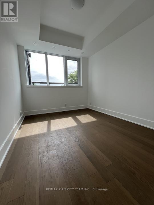 402 - 800 Broadview Avenue, Toronto, Ontario  M6A 0B1 - Photo 5 - E13162520