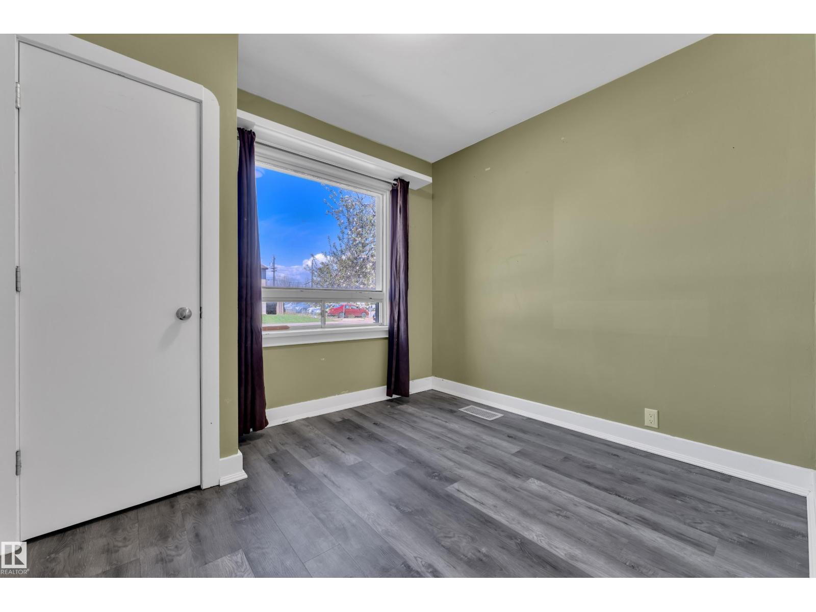 11721 81 St Nw, Edmonton, Alberta  T5B 2S3 - Photo 10 - E4489369