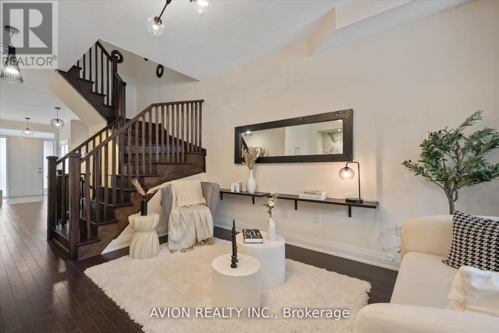 42 Causland Lane, Richmond Hill, Ontario  L4S 0G5 - Photo 3 - N13118698