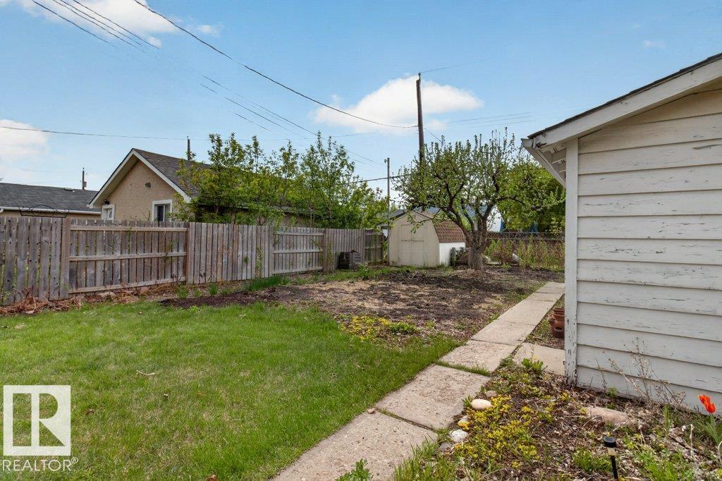 10640 79 St Nw Nw, Edmonton, Alberta  T6A 3H4 - Photo 30 - E4489384