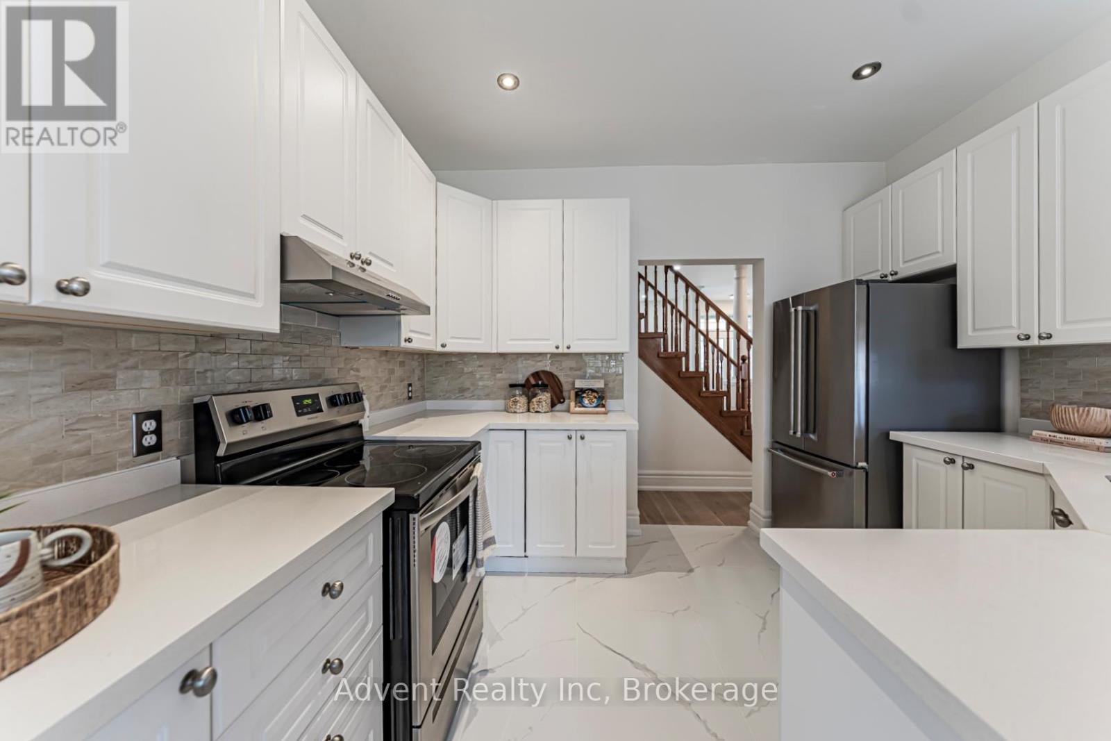 5 Angus Glen Boulevard, Markham, Ontario  L6C 1Z1 - Photo 16 - N13151520