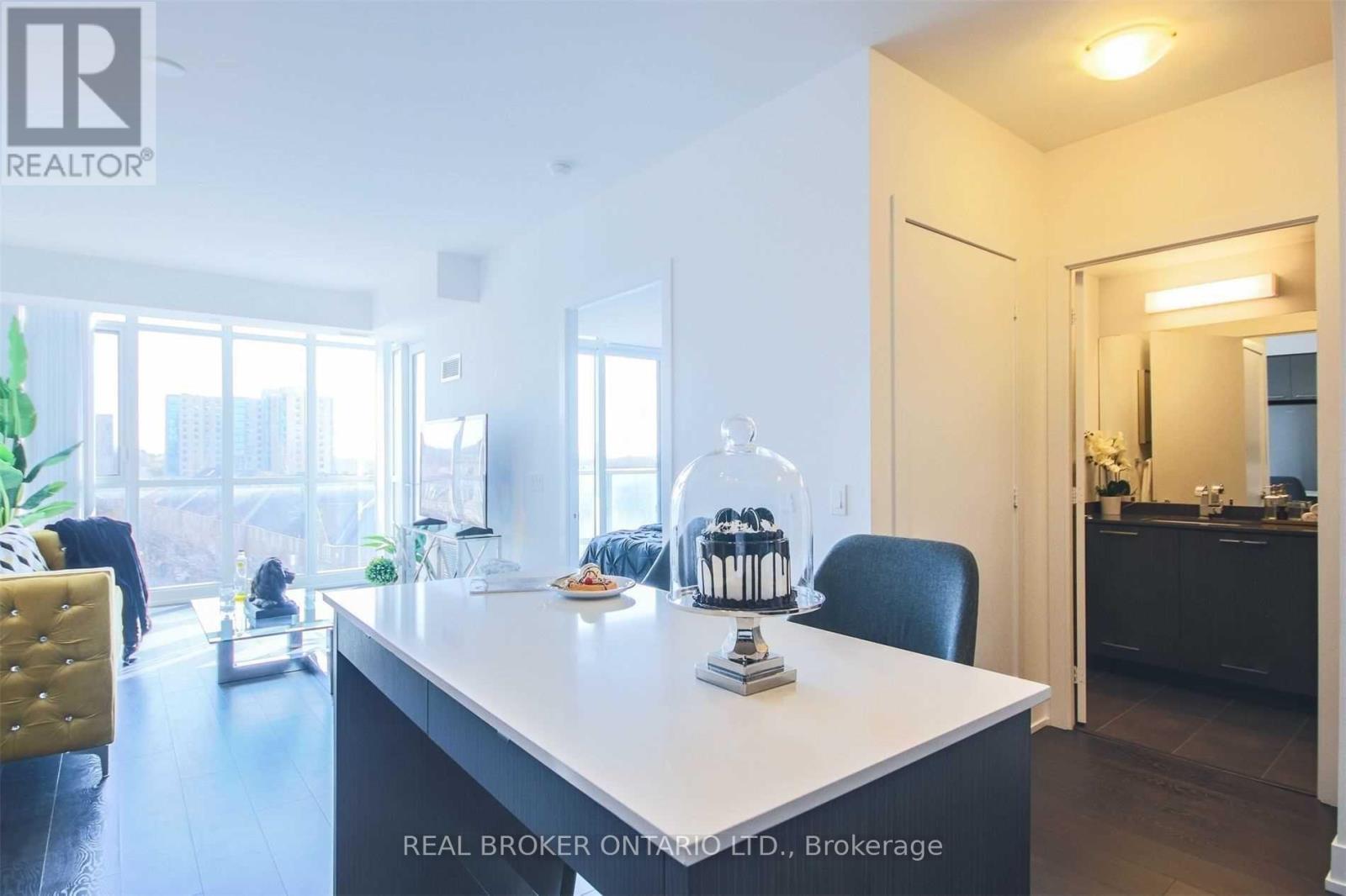 623 - 9471 Yonge Street, Richmond Hill, Ontario  L4C 1V4 - Photo 5 - N13146038