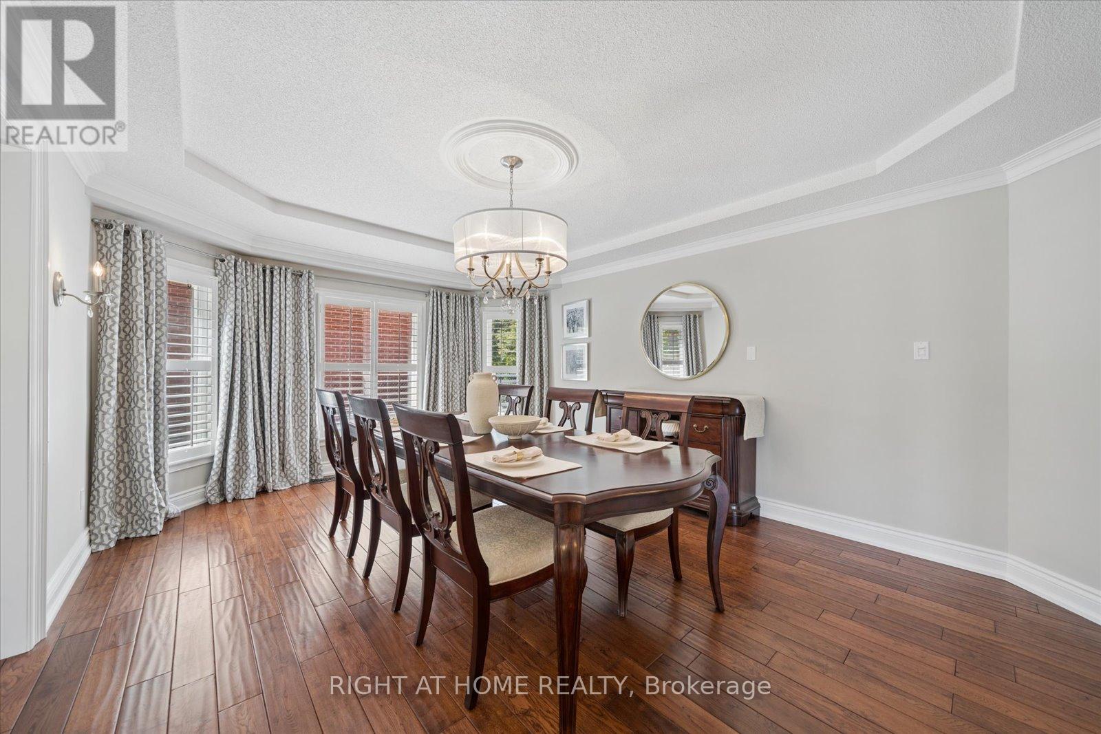 137 Treegrove Circle, Aurora, Ontario  L4G 6L9 - Photo 15 - N13162420