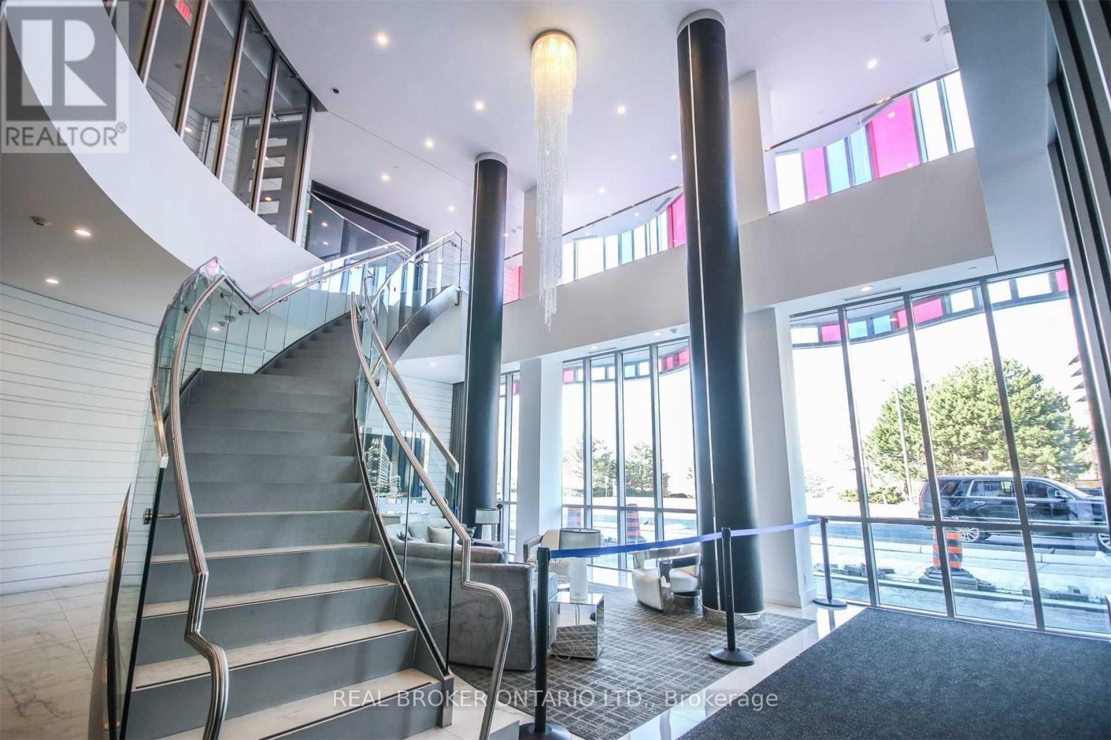 623 - 9471 Yonge Street, Richmond Hill, Ontario  L4C 1V4 - Photo 3 - N13146038