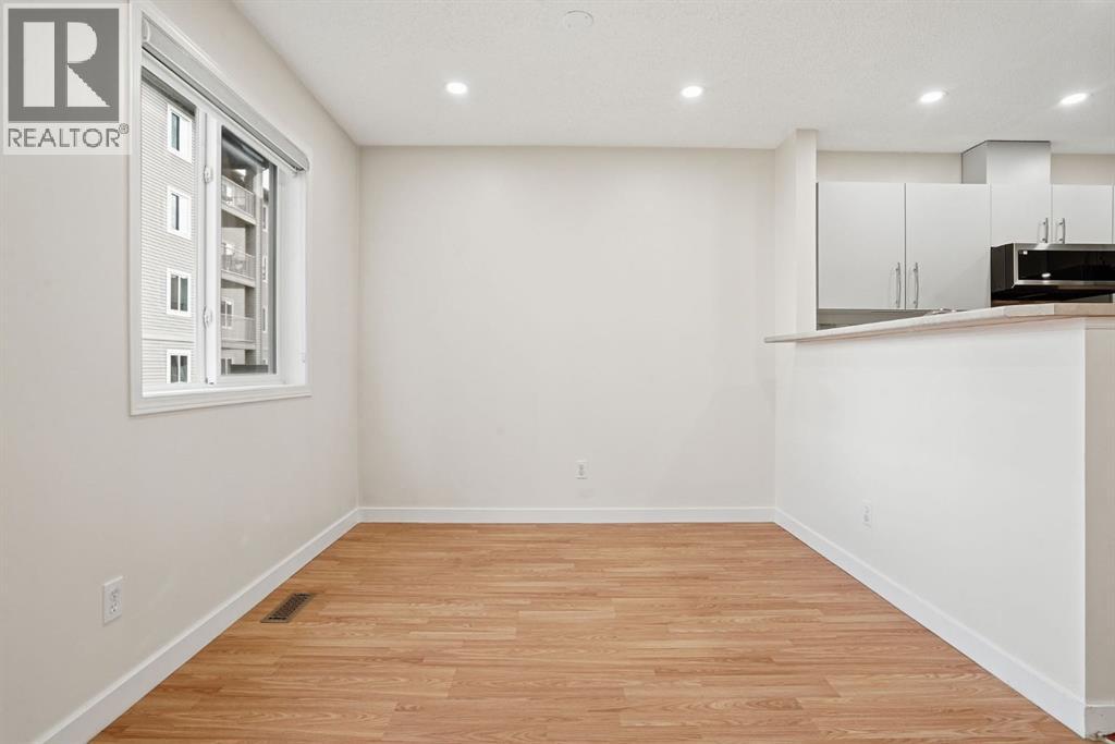 204, 760 Railway Gate SW, Airdrie, Alberta  T4B 3C5 - Photo 6 - A2313705