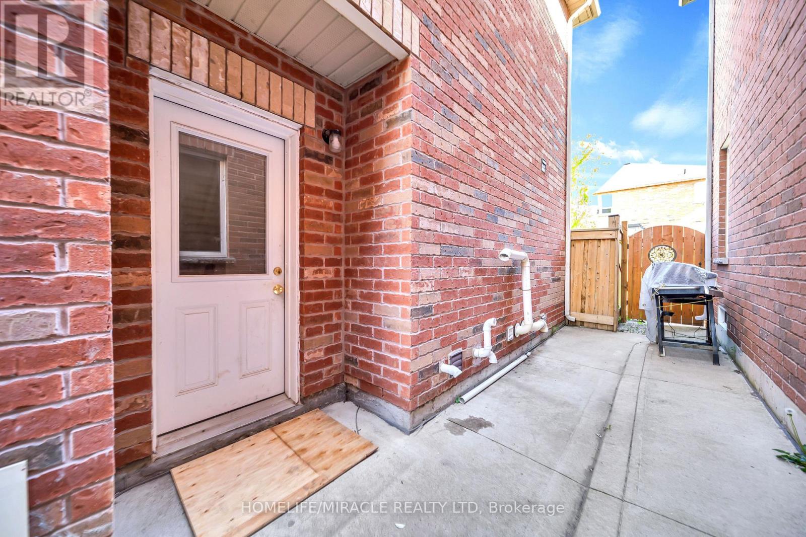 3 Locarno Street, Brampton, Ontario  L6R 3T8 - Photo 30 - W13156650
