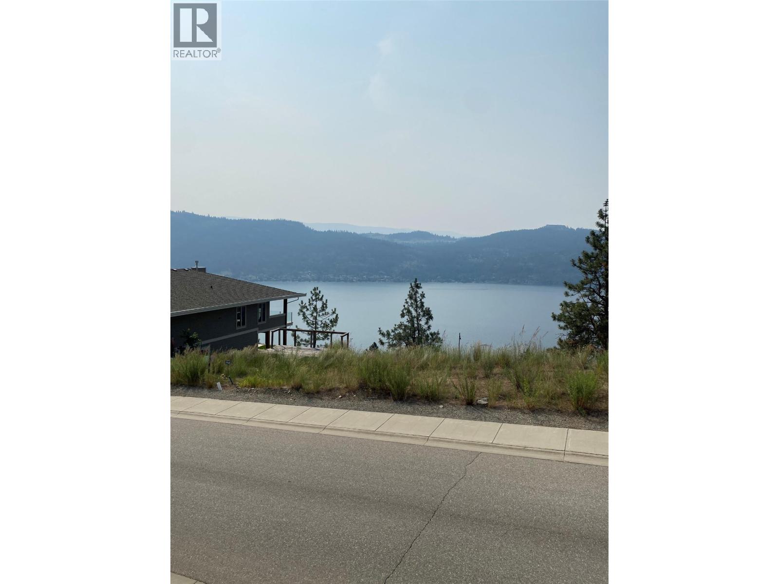 8816 Stonington Road, Vernon, British Columbia  V1H 2K8 - Photo 13 - 10388500