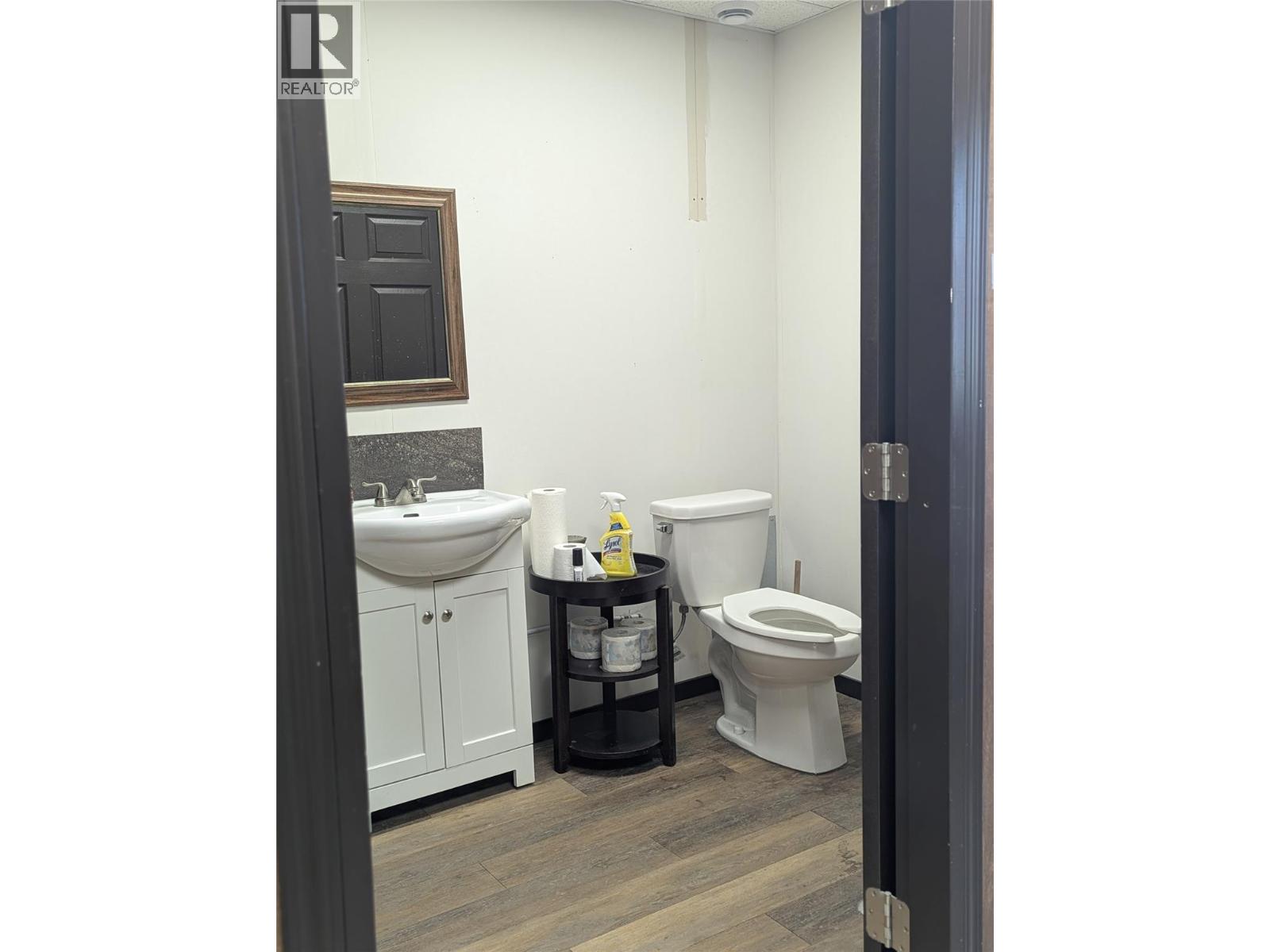 415b Dene Drive Unit# 8, Kamloops, British Columbia  V2H 1T7 - Photo 5 - 10388475
