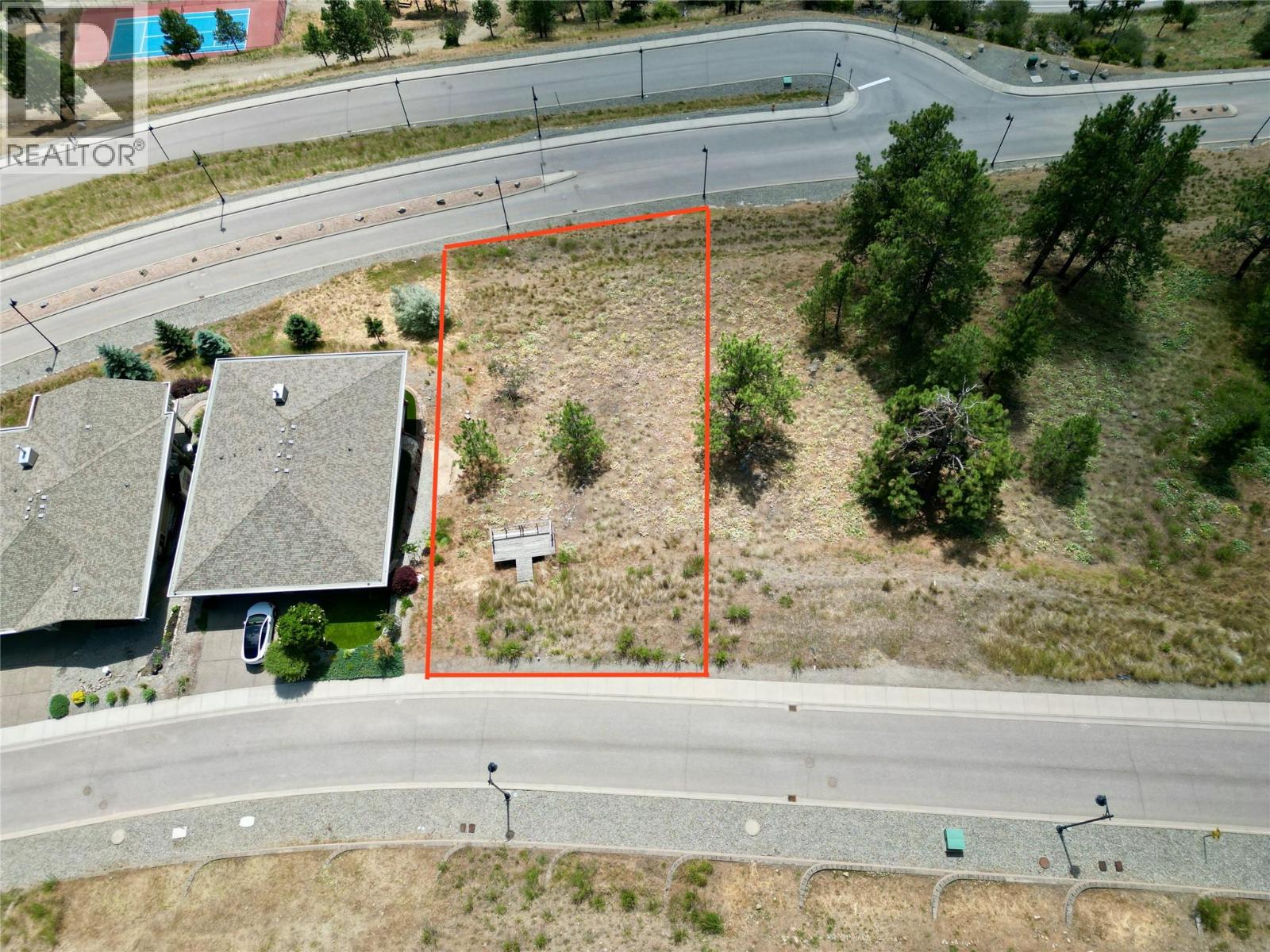 8816 Stonington Road, Vernon, British Columbia  V1H 2K8 - Photo 2 - 10388500