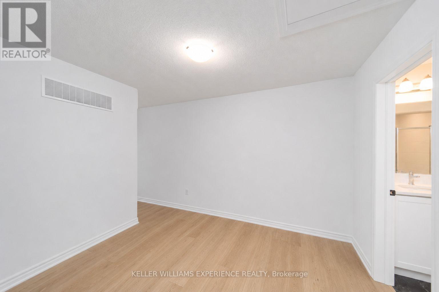 123 Pearen Lane, Barrie, Ontario  L9J 1A5 - Photo 10 - S13162508
