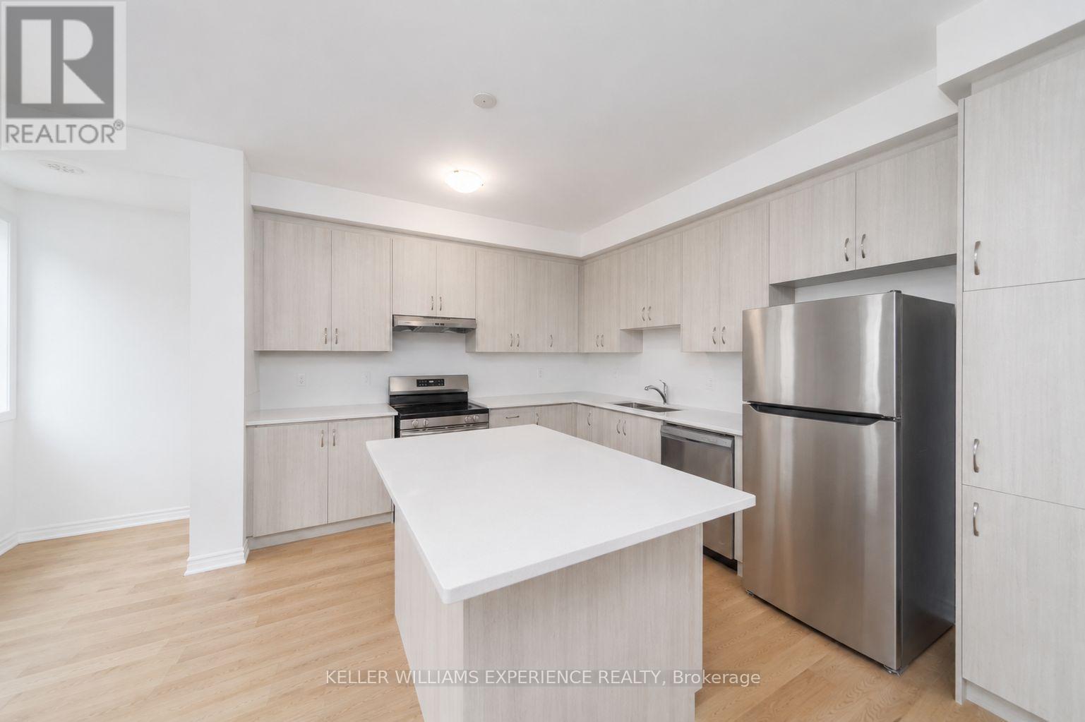 123 Pearen Lane, Barrie, Ontario  L9J 1A5 - Photo 6 - S13162508