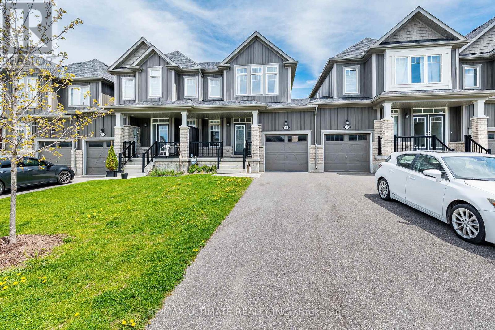 5 Albany Street, Collingwood, Ontario  L9Y 3V3 - Photo 2 - S13162602