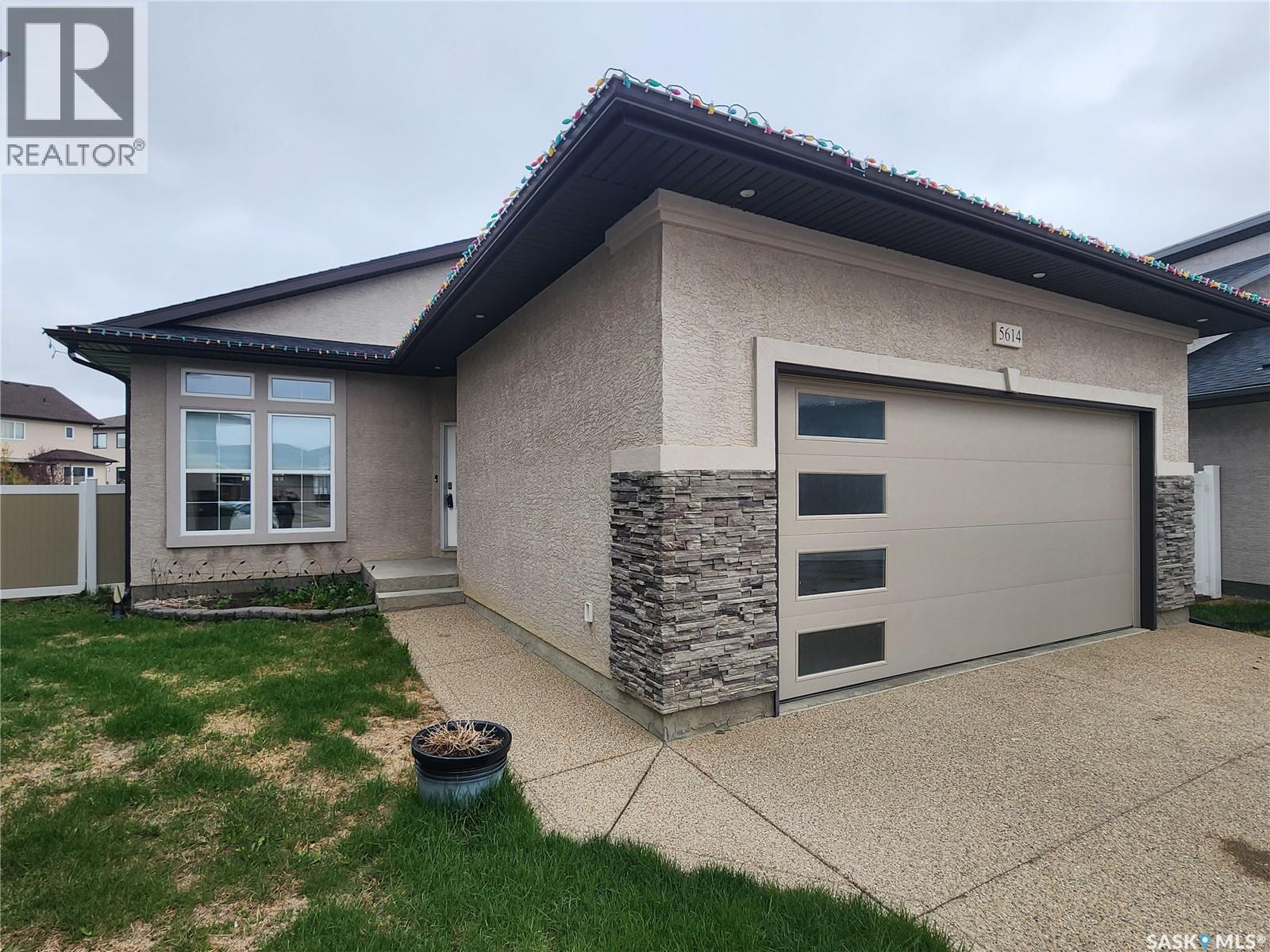 5614 Beacon PLACE, Regina, Saskatchewan