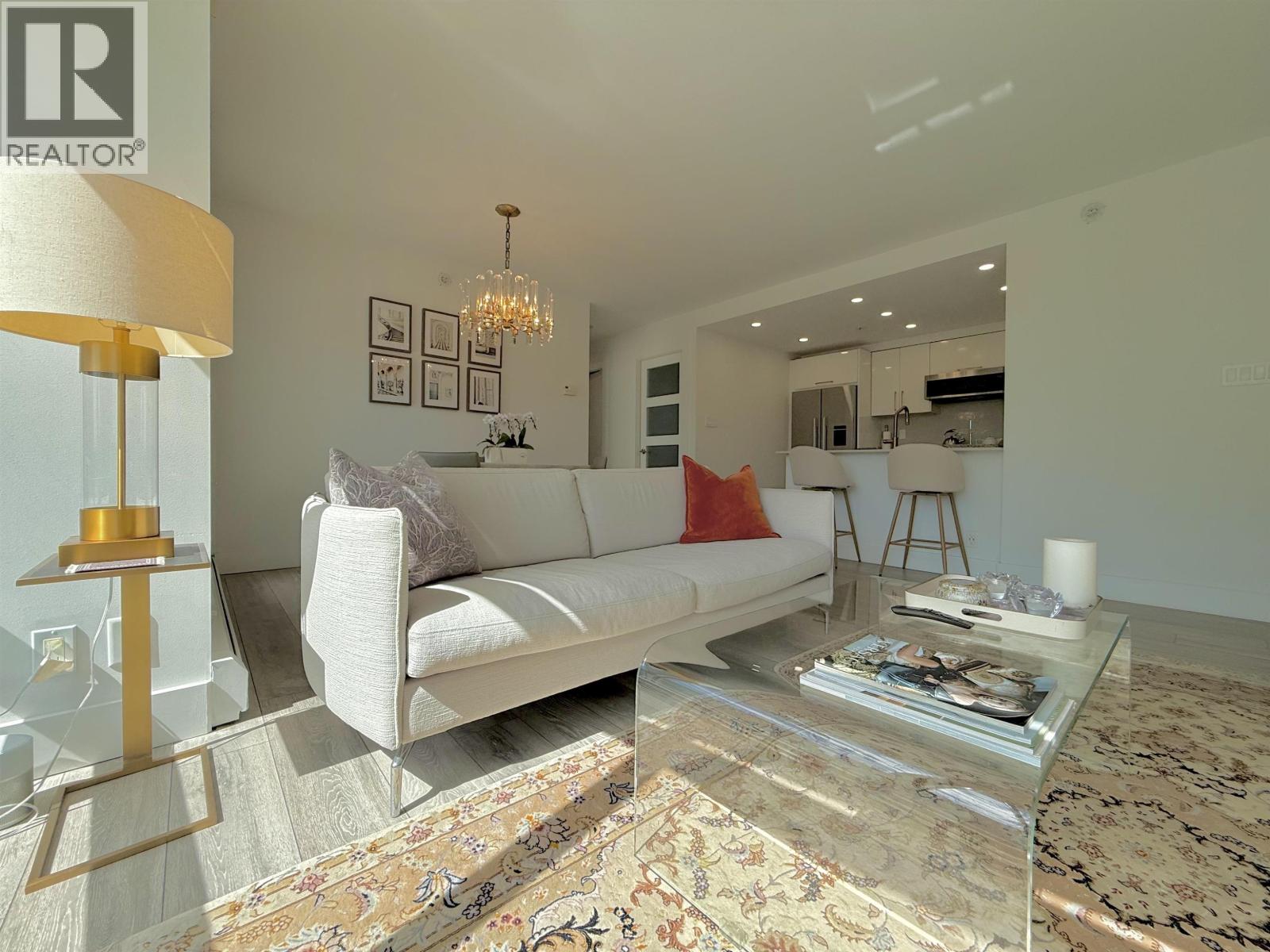 1008 198 Aquarius Mews, Vancouver, British Columbia  V6Z 2Y4 - Photo 5 - R3122525