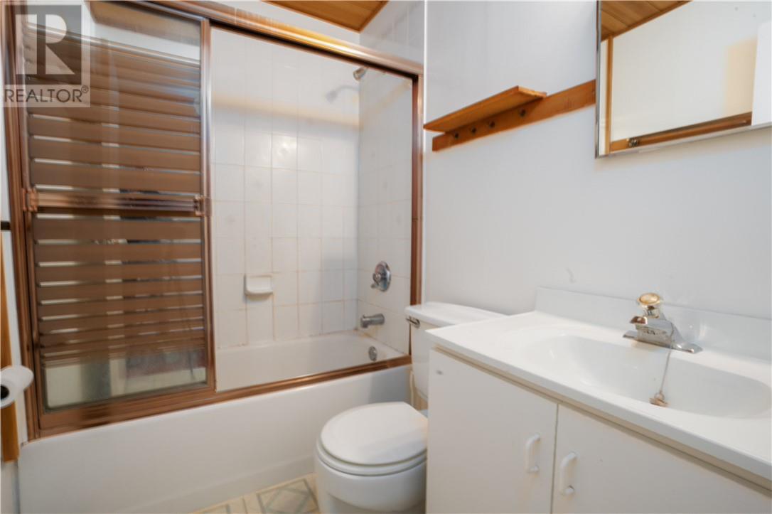 614 Greenbriar, Greater Sudbury, Ontario  P3B 3N8 - Photo 10 - 2127976