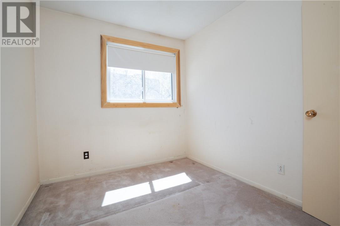 614 Greenbriar, Greater Sudbury, Ontario  P3B 3N8 - Photo 9 - 2127976