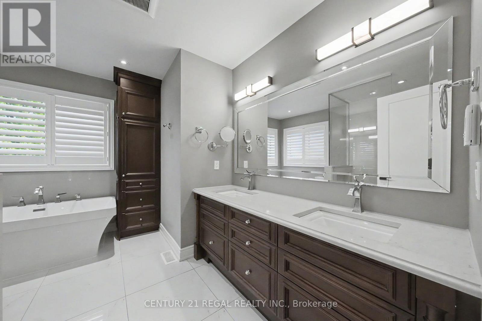 2260 Chickadee Crescent, Oakville, Ontario  L6M 3R8 - Photo 25 - W13162464