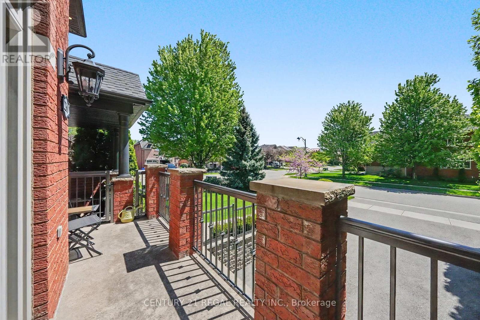 2260 Chickadee Crescent, Oakville, Ontario  L6M 3R8 - Photo 7 - W13162464