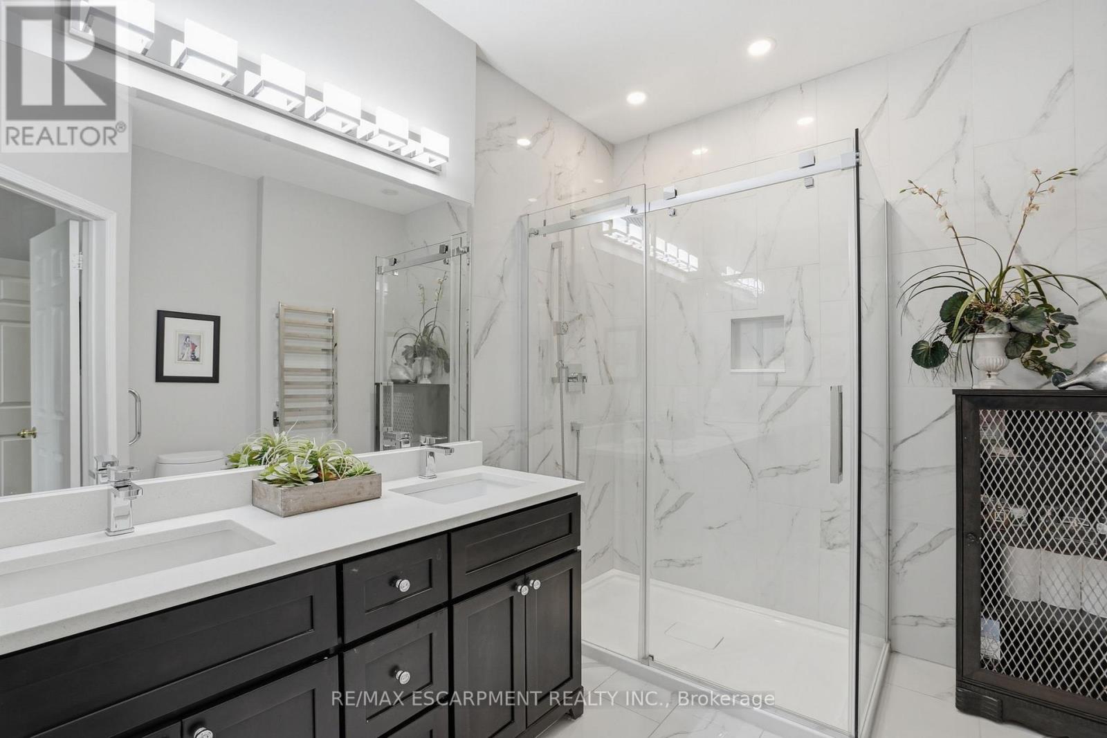 2258 Turnberry Road, Burlington, Ontario  L7M 4S6 - Photo 11 - W13162478
