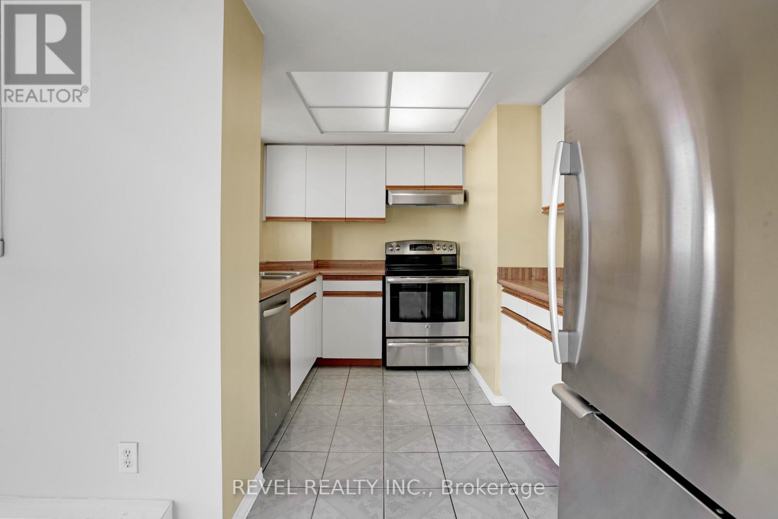 403 - 1360 Rathburn Road E, Mississauga, Ontario  L4W 4H4 - Photo 10 - W13162512