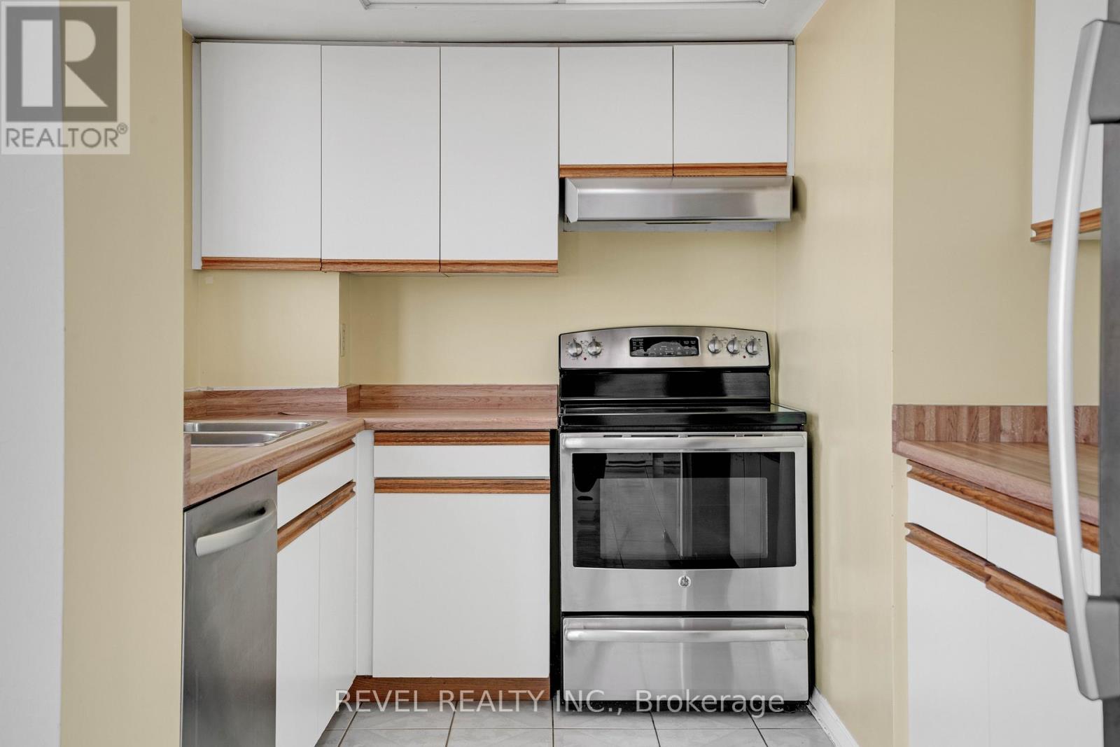 403 - 1360 Rathburn Road E, Mississauga, Ontario  L4W 4H4 - Photo 11 - W13162512