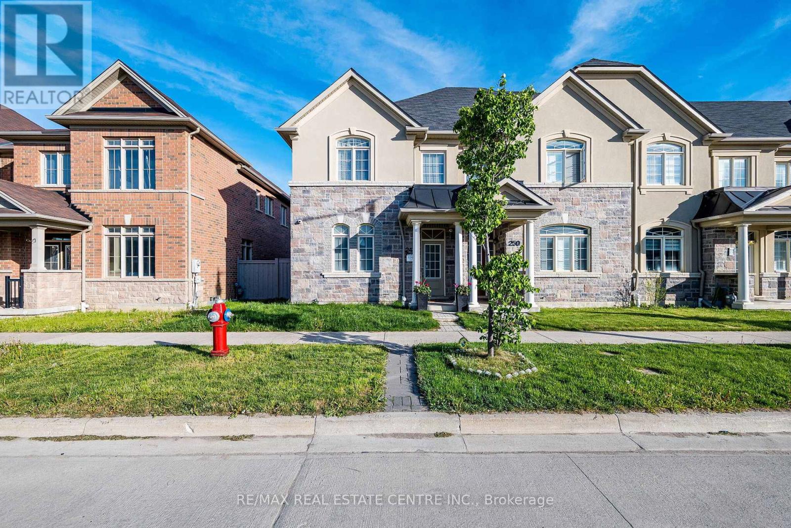 248 Inspire Boulevard, Brampton, Ontario  L6R 0B6 - Photo 1 - W13162530