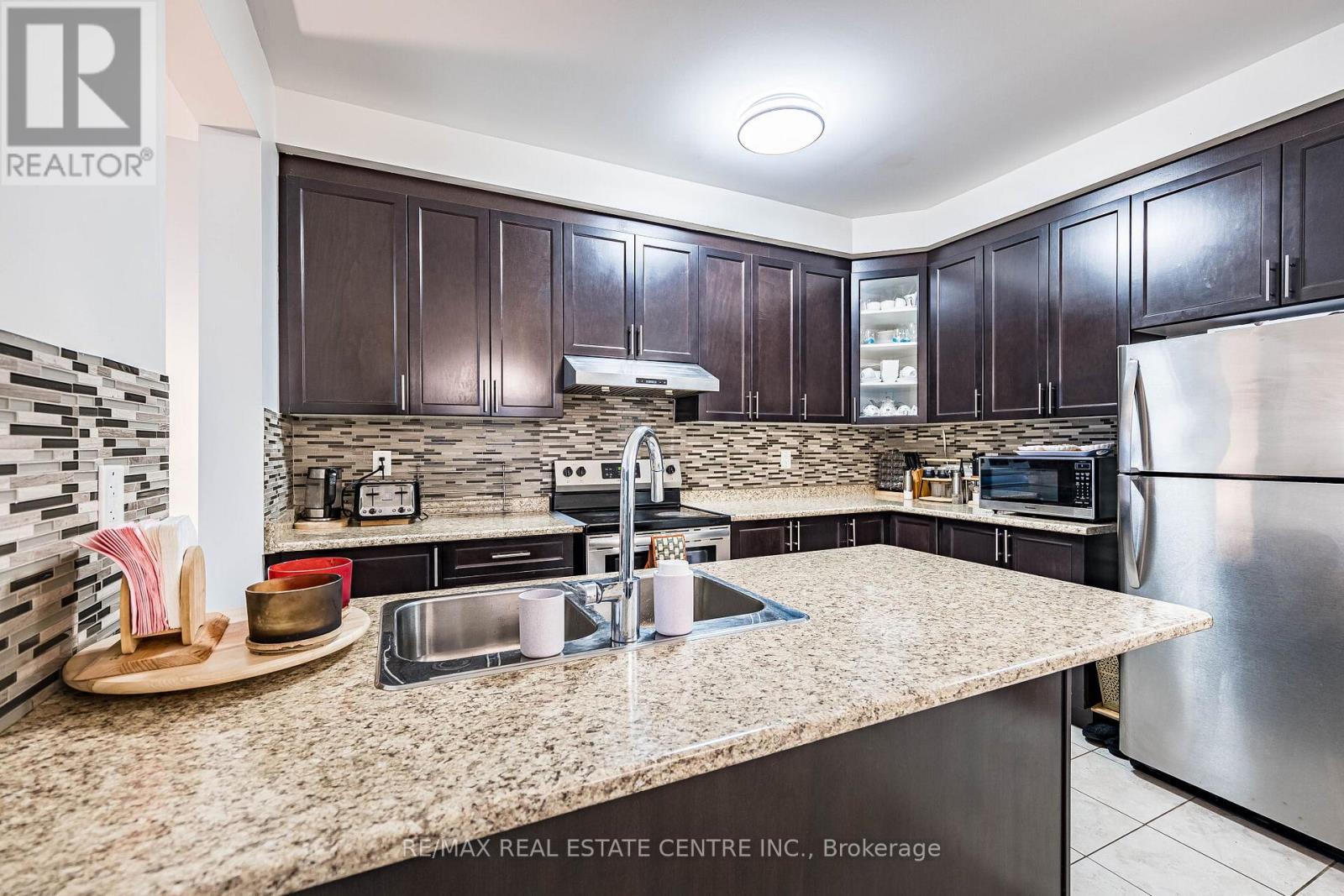 248 Inspire Boulevard, Brampton, Ontario  L6R 0B6 - Photo 17 - W13162530