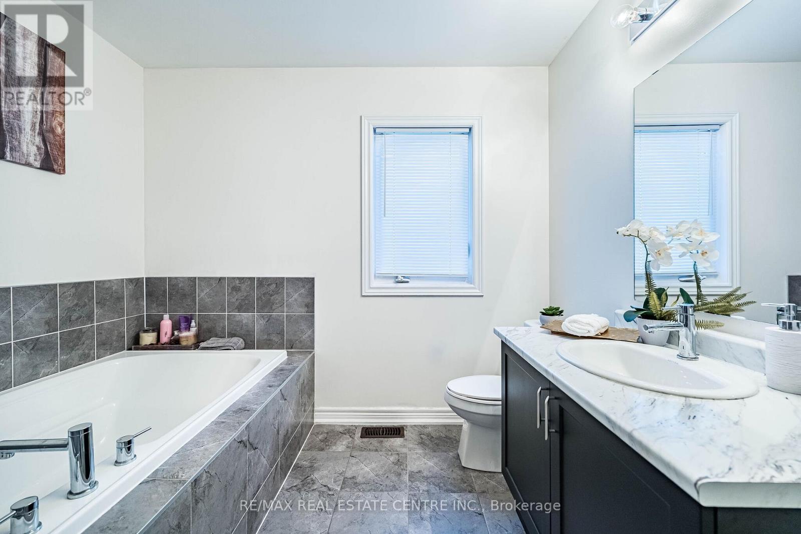 248 Inspire Boulevard, Brampton, Ontario  L6R 0B6 - Photo 33 - W13162530