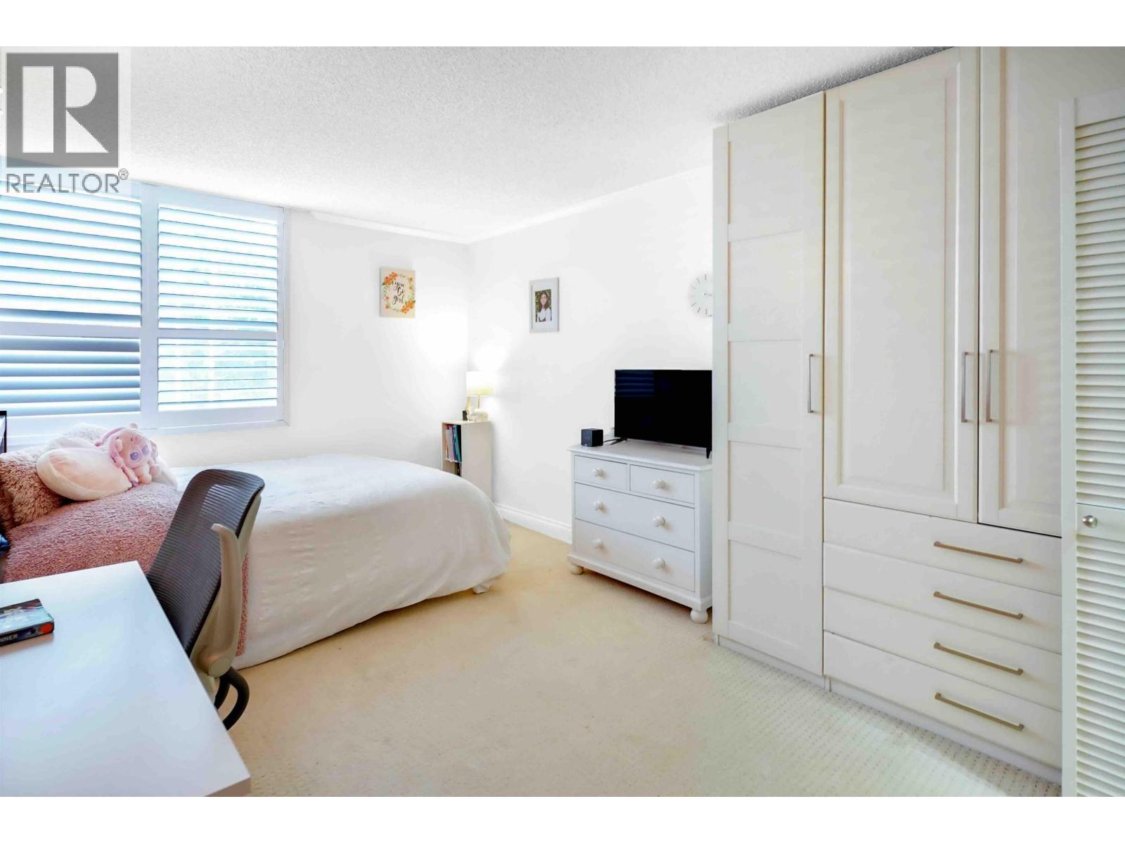 306 2020 Fullerton Avenue, North Vancouver, British Columbia  V7P 3G3 - Photo 11 - R3084230