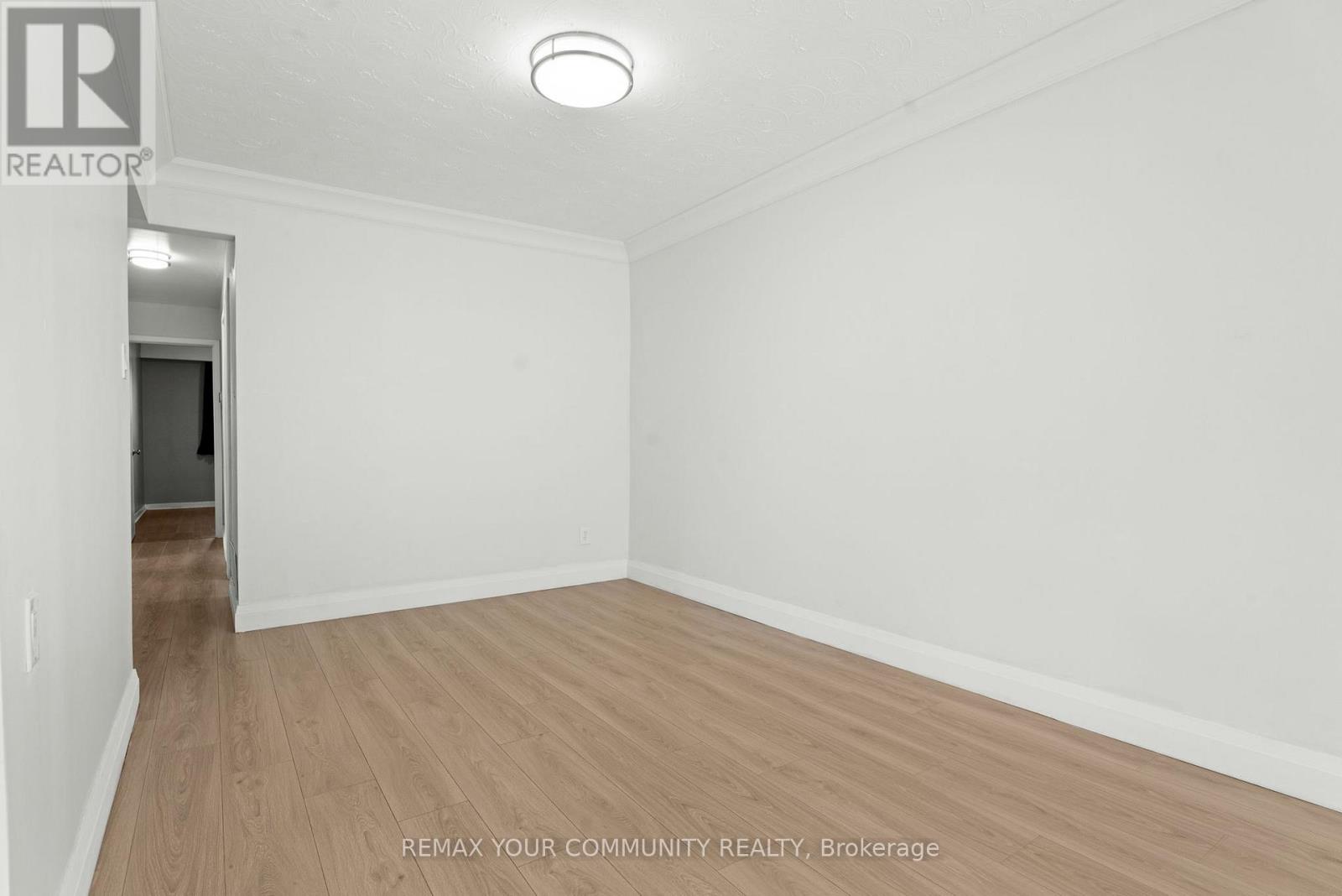 Main - 7291 Vernor Drive, Mississauga, Ontario  L4T 2P5 - Photo 10 - W13162604