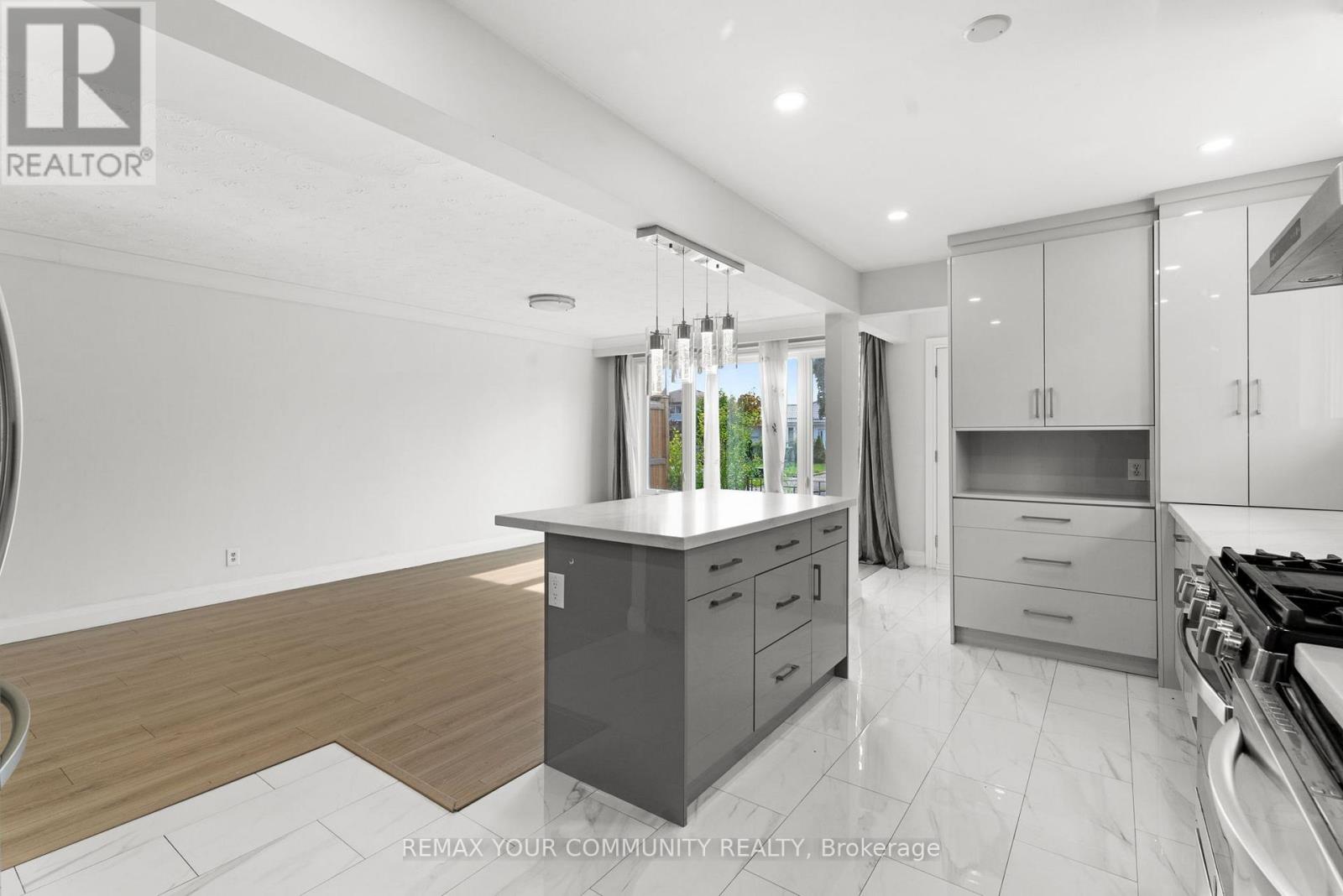 Main - 7291 Vernor Drive, Mississauga, Ontario  L4T 2P5 - Photo 15 - W13162604