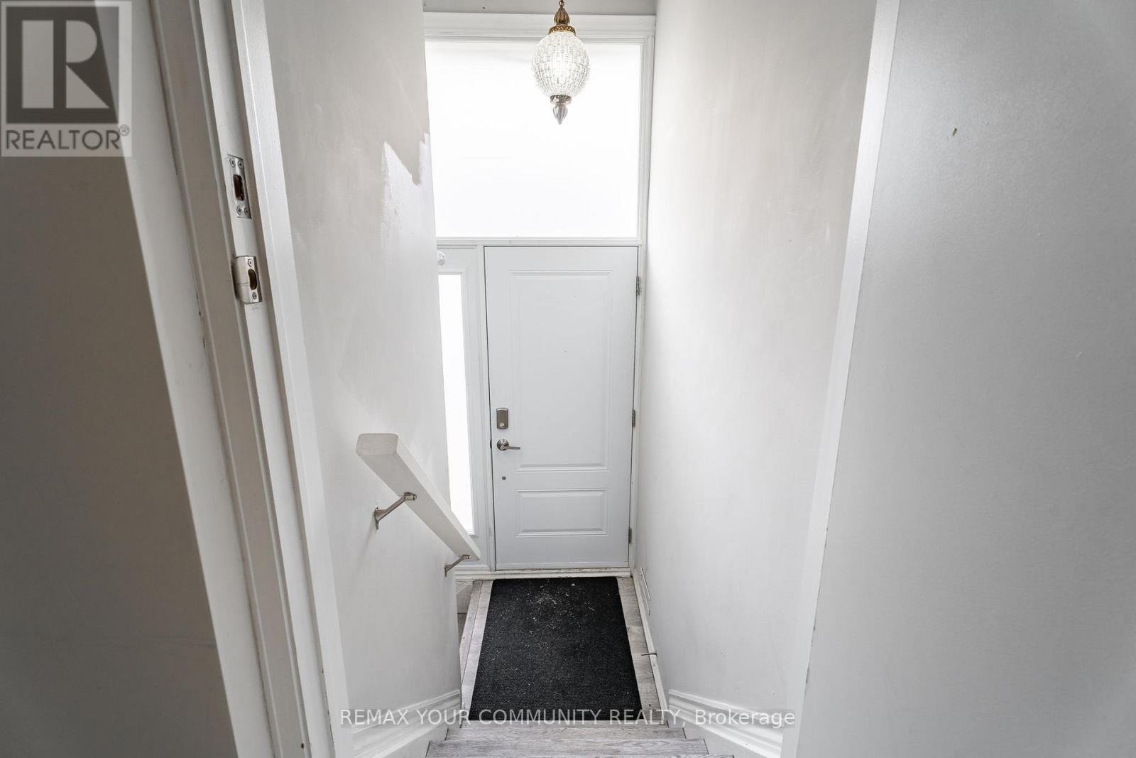 Basement - 7291 Vernor Drive, Mississauga, Ontario  L4T 2P5 - Photo 5 - W13162626