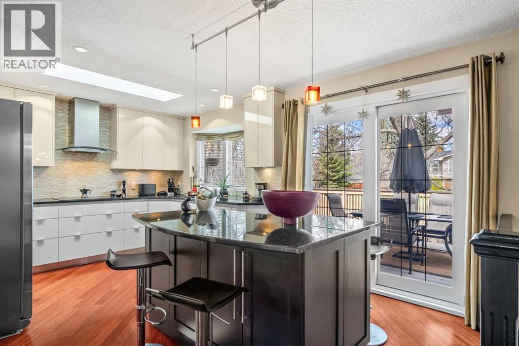 91 Sun Valley Drive SE, Calgary, Alberta  T2X 2B4 - Photo 7 - A2306764