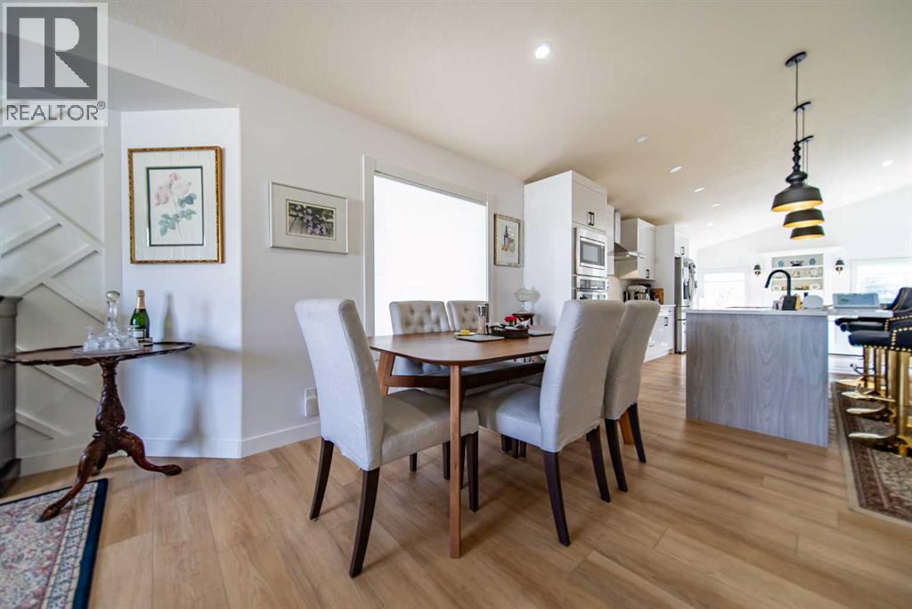 9 Scripps Landing Nw, Calgary, Alberta  T3L 1V9 - Photo 8 - A2308306