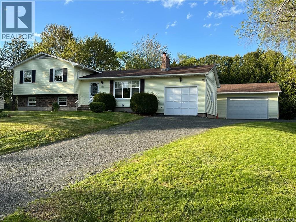 103 Confederation Avenue, New Maryland, New Brunswick  E3C 1E5 - Photo 2 - NB140096