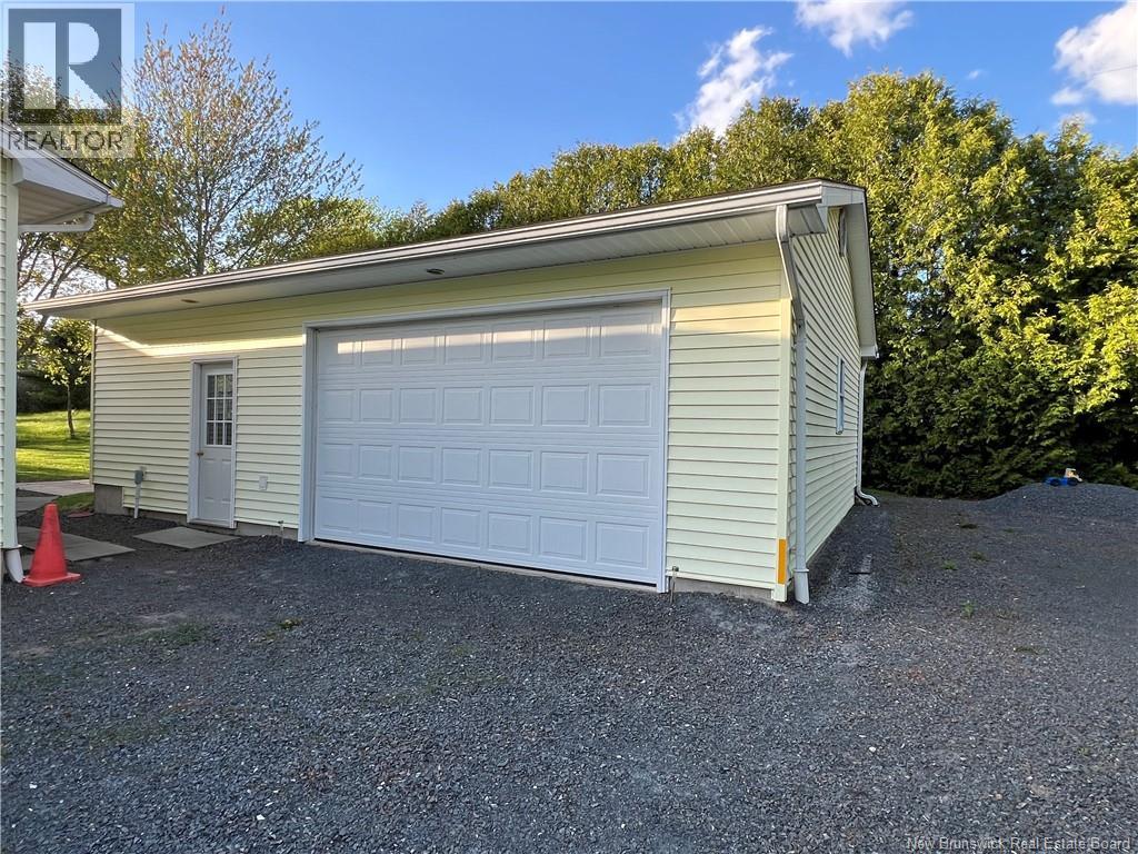 103 Confederation Avenue, New Maryland, New Brunswick  E3C 1E5 - Photo 3 - NB140096