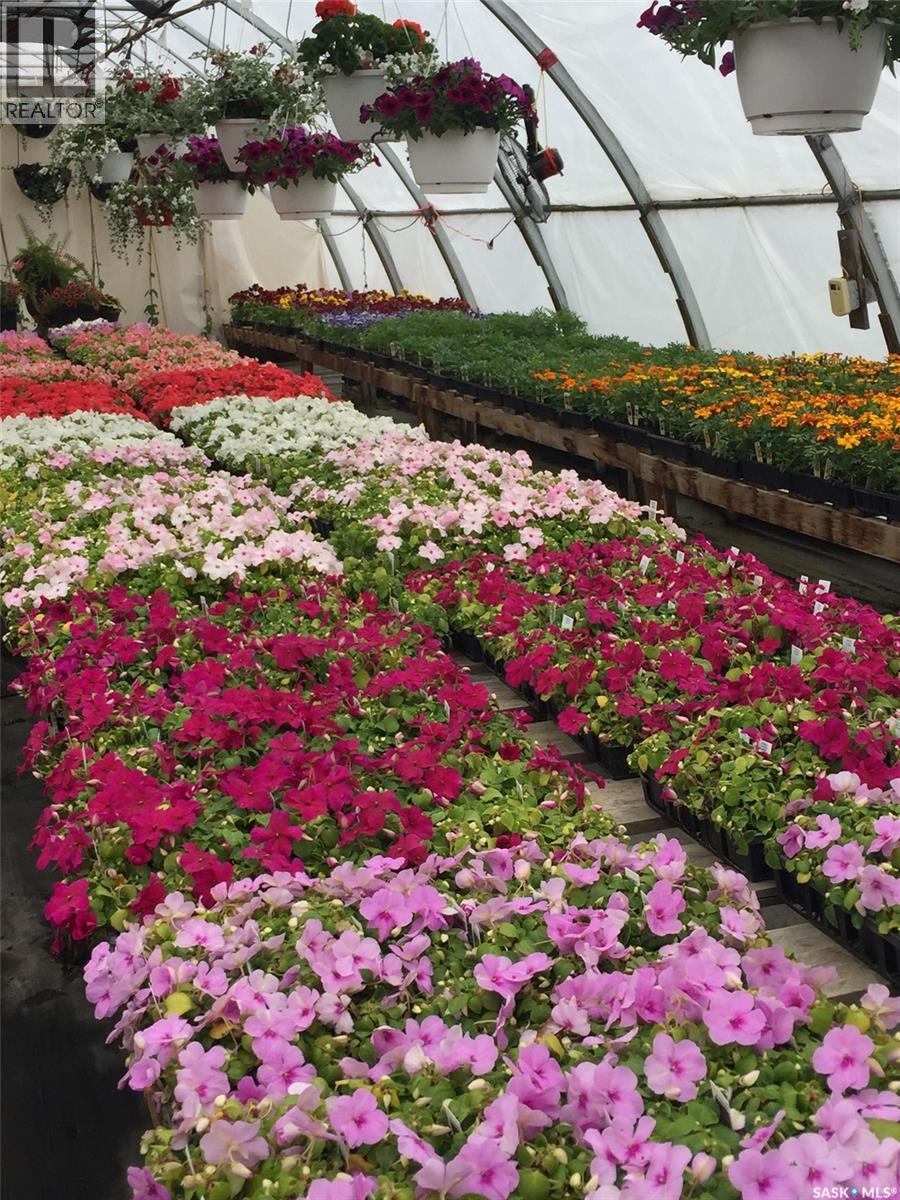 Misty Meadows Greenhouse Ltd., Meadow Lake, Saskatchewan  S9X 1Y6 - Photo 14 - SK036861