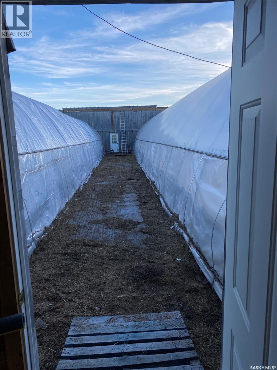 Misty Meadows Greenhouse Ltd., Meadow Lake, Saskatchewan  S9X 1Y6 - Photo 17 - SK036861