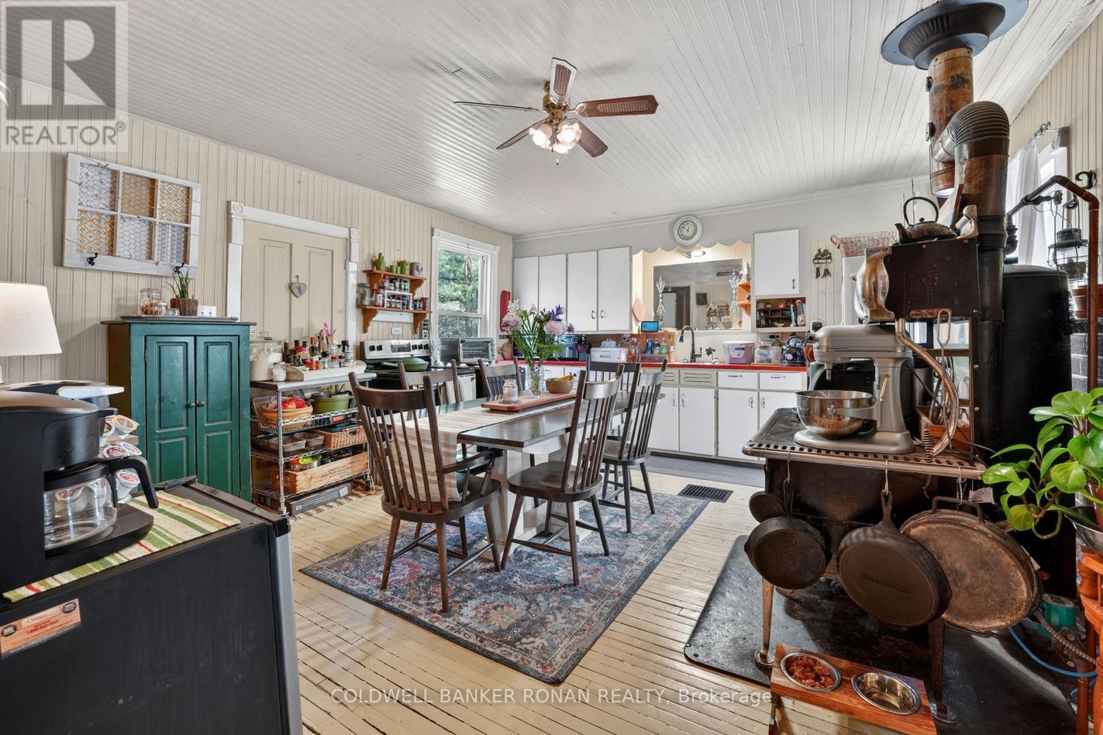 1043 Kirk Line East, Bracebridge, Ontario  P1L 0A1 - Photo 5 - X13162534