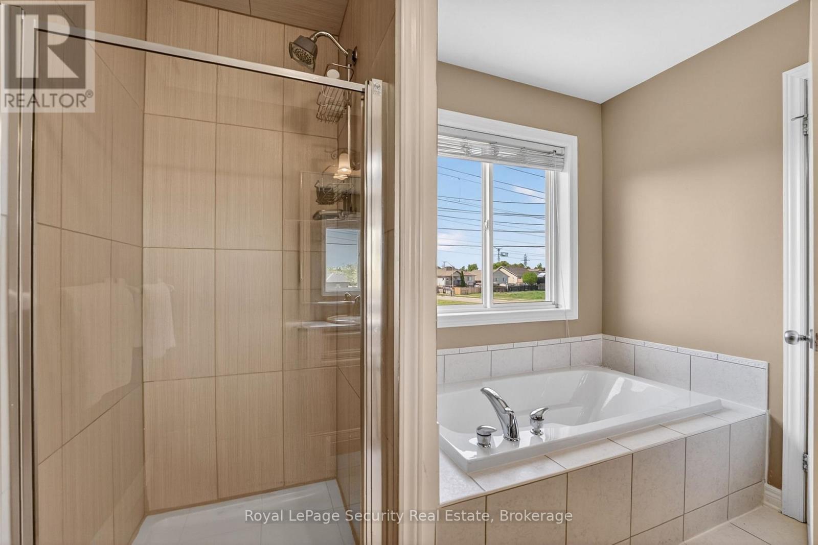 37 Fredonia Crescent, St. Catharines, Ontario  L2S 4C3 - Photo 29 - X13162576